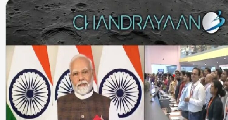 PM Modi and ISRO scientists after the successful completion of Chandryaan 3 mission