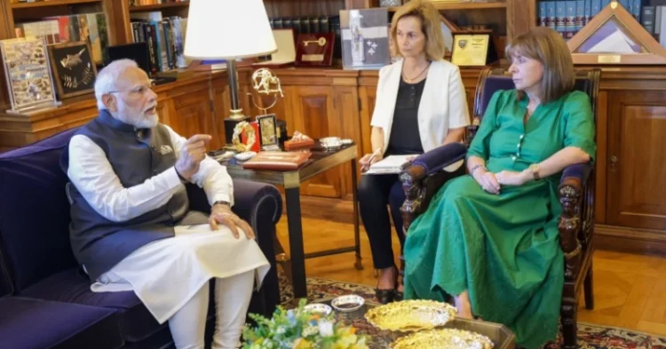 Prime Minister Narendra Modi with Greek President Katerina N Sakellaropoulou  (Source : ANI)