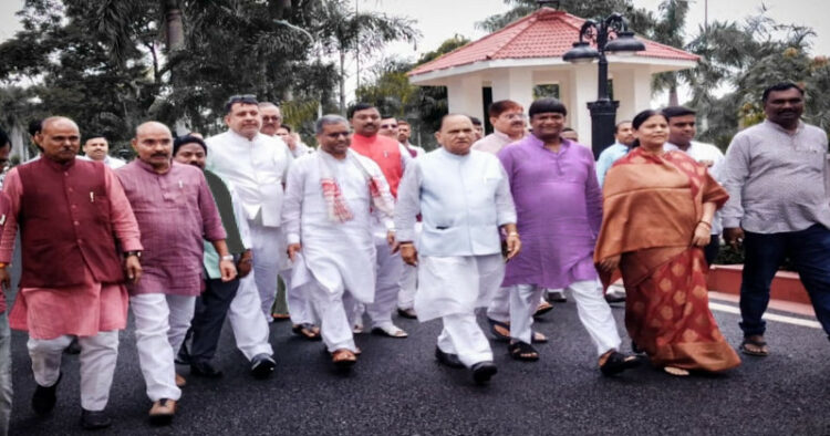 BJP delegation led by Babulal Marandi on their way to Governor house on August 5, (Source: Twitter)