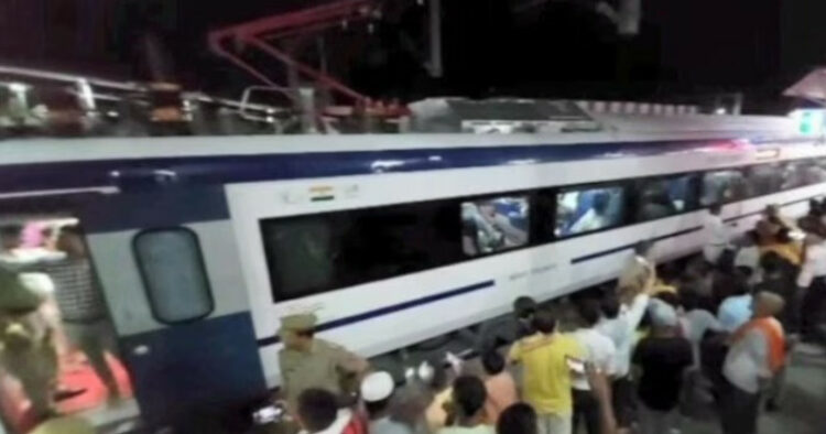 Vande Bharat Express Train attacked in Barabanki, Uttar Pradesh