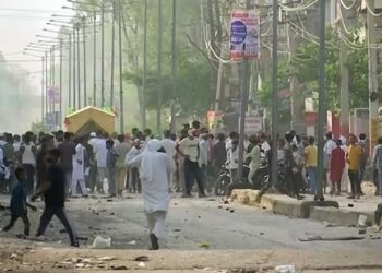 A picture from the ground showing violence activities going on in streets (ANI)