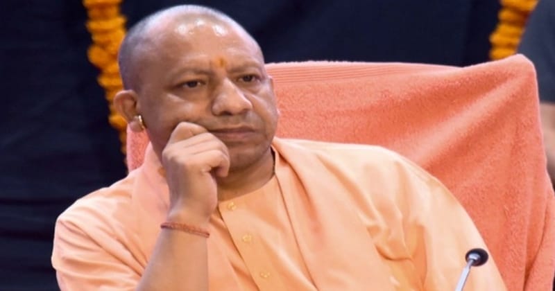 Up Cm Yogi Hears Grievances Of Nearly 200 People At Janata Darshan Asks Officials To Ensure 8948