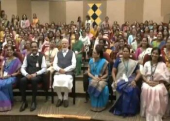 PM Modi meets women scientists of the ISRO team involved in Chandrayaan 3 Mission at ISRO