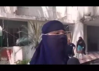 The victim woman while interacting with media outside the SSP office in Meerut (Twitter)