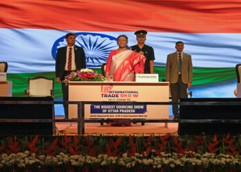 President Droupadi Murmu, Uttar Pradesh Chief Minister Yogi Adityanath and State Minister for Industrial Development Nand Gopal Gupta during the inauguration of the first Uttar Pradesh International Trade Show at Greater Noida on Thursday. (ANI Photo)