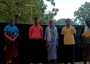 Abducted Jawan Shankar Kudiyam in center, pic source, Ashok Naydu via ABP news