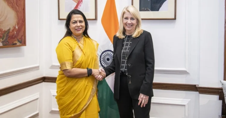 Minister of State for External Affairs and Culture, Meenakashi Lekhi (Left), Global Executive Director of UNICEF (Right)