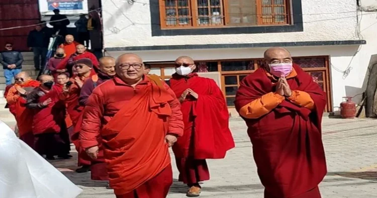 A delegation of senior monks arriving
