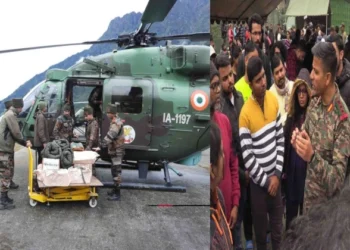 The Indian Army providing assistances to the tourists stranded in Sikkim