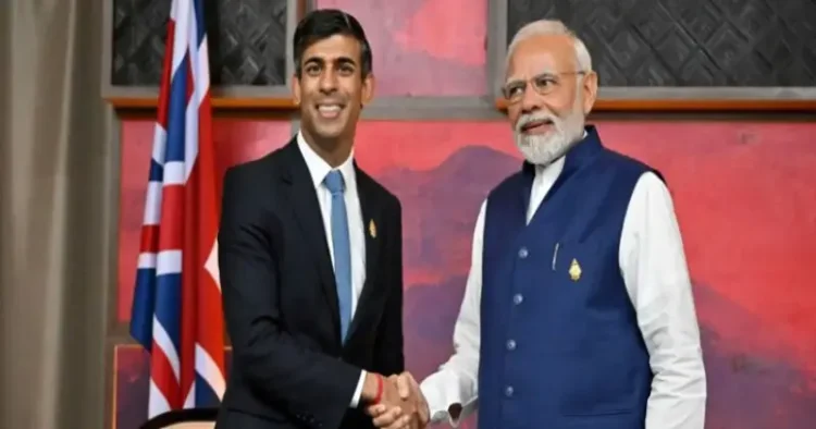 (Left) UK PM Rishi Sunak (Right) PM Narendra Modi