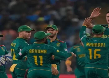 South Africa Beat New Zealand by 190 runs