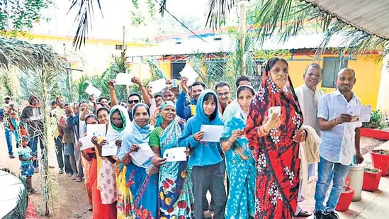 People at the polling booth during the first phase of election in the state (HT)