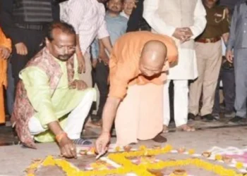 Lamp in the Bheem Sarovar area of the temple was lit by Chief Minister and Gorakshpeethadhishwar Yogi Adityanath