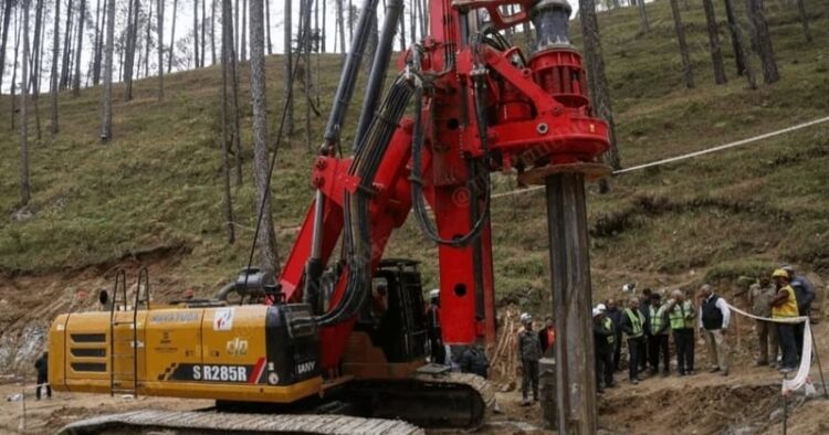 The vertical drilling machine at the silkyara tunnel to rescue trapped workers