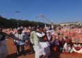 Members of the Janjati community displaying their traditional bow and arrow in the delisting rally in Ranchi