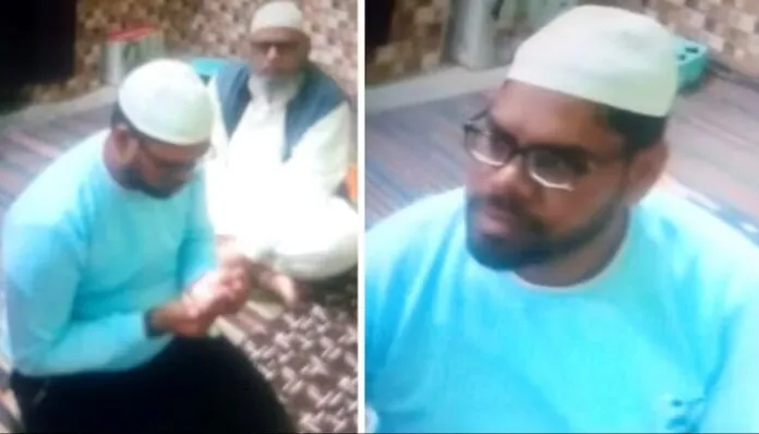 Naib Tehsildar Ashish Gupta praying in a mosque (Aaj Tak)