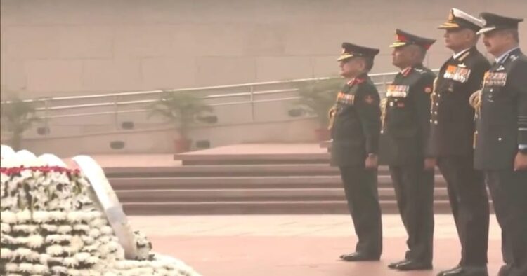 Defence Chiefs pay homage at the National War Memorial ahead of Navy Day 