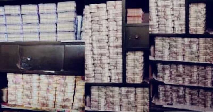 Currency notes recovered by IT dept from Boudh Distilleries Private Limited