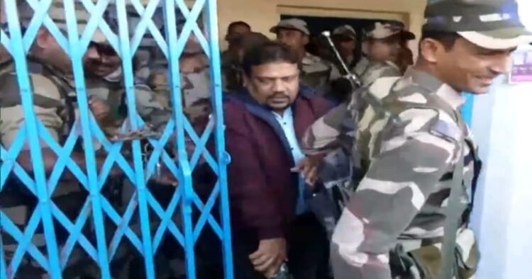 Income Tax officials and CISF personnel leave Balangir after IT raid at Congress MP Dheeraj Sahu's premises ends