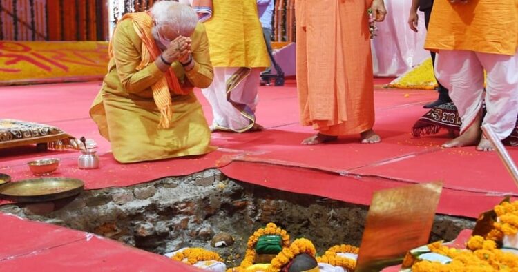 PM Modi performing pooja during Bhoomi Poojan ceremony of Shri Ram Mandir in Ayodhya