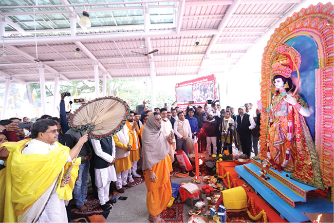At the Durgabari premises in Agartala, devotees participated in the historic Yajna ceremony , marking  Shri Ram’s return to Ayodhya