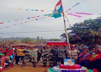 Security personnel with villagers during republic day celebration in Odisha, Image Source: X handle of BSF Odisha