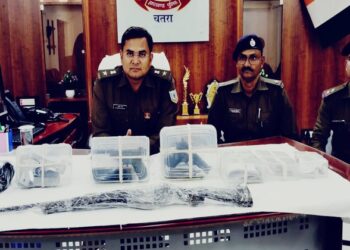 Police officials with weapons and ammunition seized from the Maoist, Curtsey: Jharkhand police via X