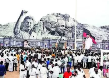 M K Stalin and Udhayanidhi at the DMK youth wing conference in Salem welcomed 1,500 participants of a bike rally. (Image Credit: Times of India)