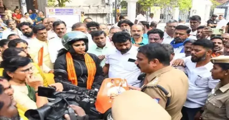 Indu Shah Kanchi, the biker who was on her way to Ayodhya and was stopped by Coimbatore police