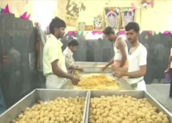 Ladoos being prepared at Tirupati Balaji