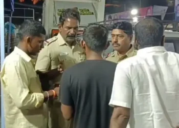 Tamil Nadu policemen suspended