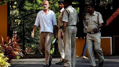 Tehelka’s Tarun Tejpal to publish apology over defamatory article against Army officer (The Indian Express)