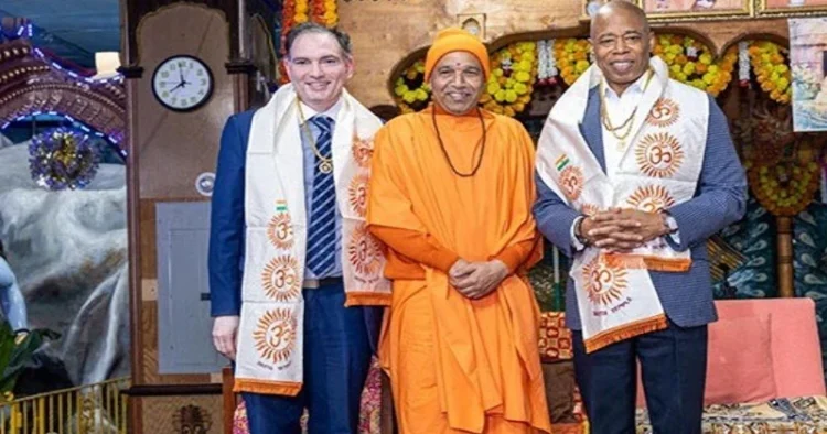 Pujari Swami Satyanand of Geeta Mandir (Centre), New York Mayor Eric Adams (Right)