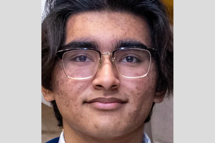 Indian-American Student Akul Dhawan
