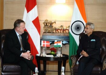 Left: Lars Rasmussen (Foreign Minister of Denmark), Right: EAM Jaishankar (India)