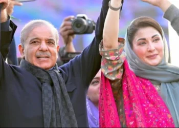 Left: Pakistan PM Shahbaz Sharif, Right: Maryam Nawaz (Punjab CM)