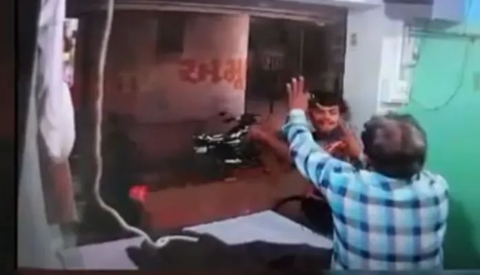 CCTV footage of the attack on Hindu tailor (TV9 Gujarat)