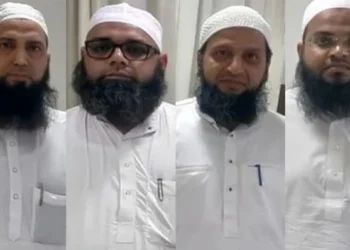 The four arrested individuals, identified as Maulana Habib Yusuf Patel (president), Maulana Moidsheer Sapadia (vice-president), Mohammad Tahir Zakir Hussain Chauhan (general secretary), and Mohammad Anwar (treasurer) (Image: OpIndia Hindi)