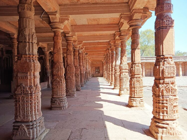 Pillars with inscriptions and carvings near Garbha Griha of Bhojshala Mandir (Image: Subhi Vishwakarma)