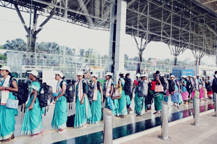 Tribal Women boarding the flight to Delhi on March 7, curtsey CMO Chhattisgarh