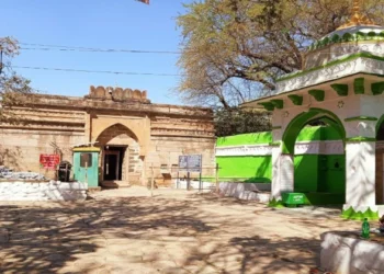 Bhojshala maa Vaghdevi Mandir and Kamal Maula mazar (Image: Subhi Vishwakarma)