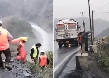 Taxi rolls down gorge on Jammu-Srinagar National Highway (Image Source: India Today)