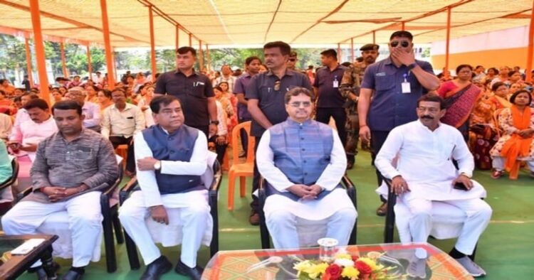 Tripura CM Manik Saha virtually attending the Nari Vandhan event