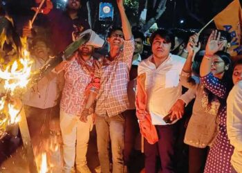 ABVP protest at arts faculty of University fo Delhi against the arrest of its  National General Secretary Yagywalkya Shukla and 20 Other