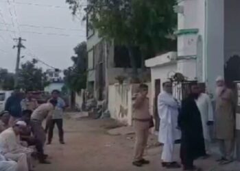 Exterior of the Ajmer Mosque where 3 masked men killed a Maulana