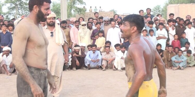 Teo Kabaddi players during a match in Pakistan