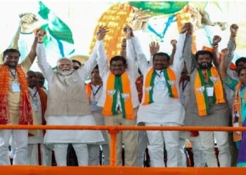 PM Modo in Telangana along with other BJP leaders