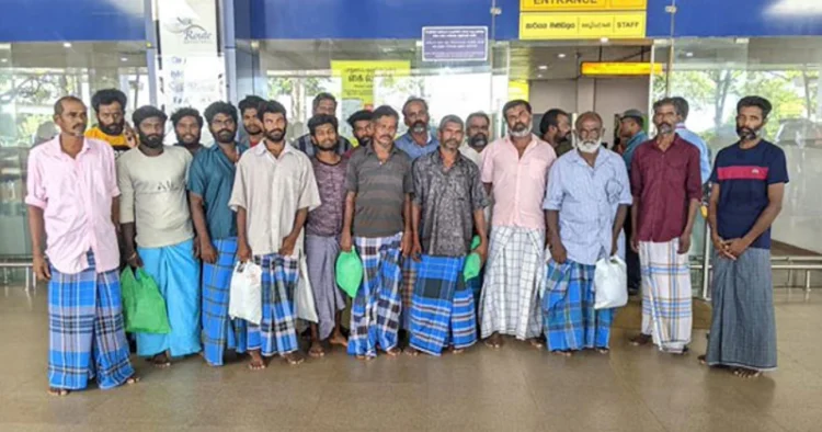 19 fishermen who were released from the custody of Sri Lanka reached Chennai Airport ( Source: ANI)