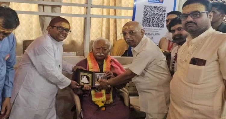 RSS Sarsanghchalak Dr Mohan Bhagwat visits Omkareshwar, Mamleshwar Jyotirlinga