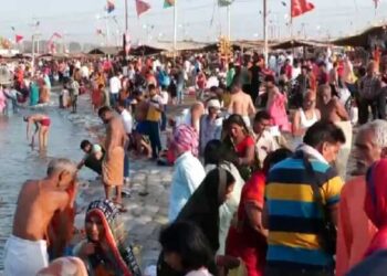 Devotees throng at Triveni Sangam to take holy dip on  Sheetala Ashtami